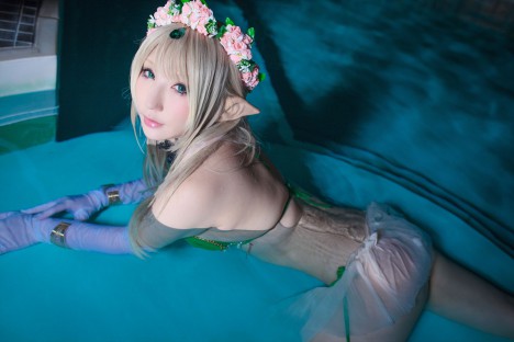 Skimpy-Elf-Cosplay-by-Saku-74-468x312