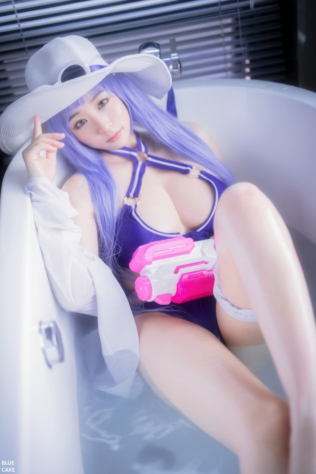 [BLUECAKE] Nono - Pool Party Caitlyn