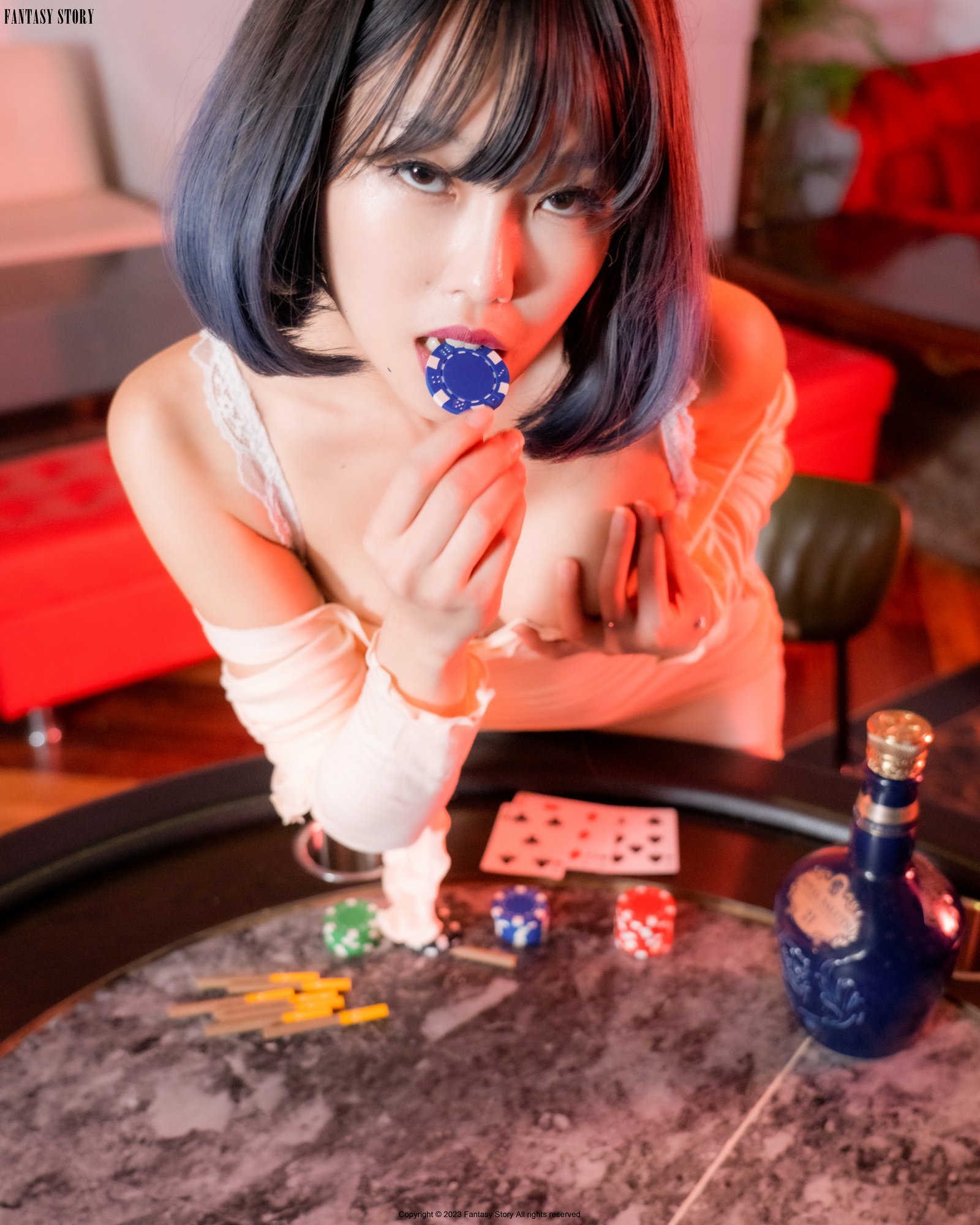 [Fantasy Story] Stella - A card game for undressing