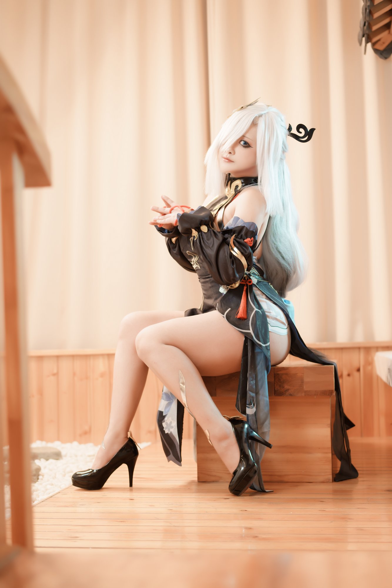 洛璃LoLiSAMA - 申鹤
