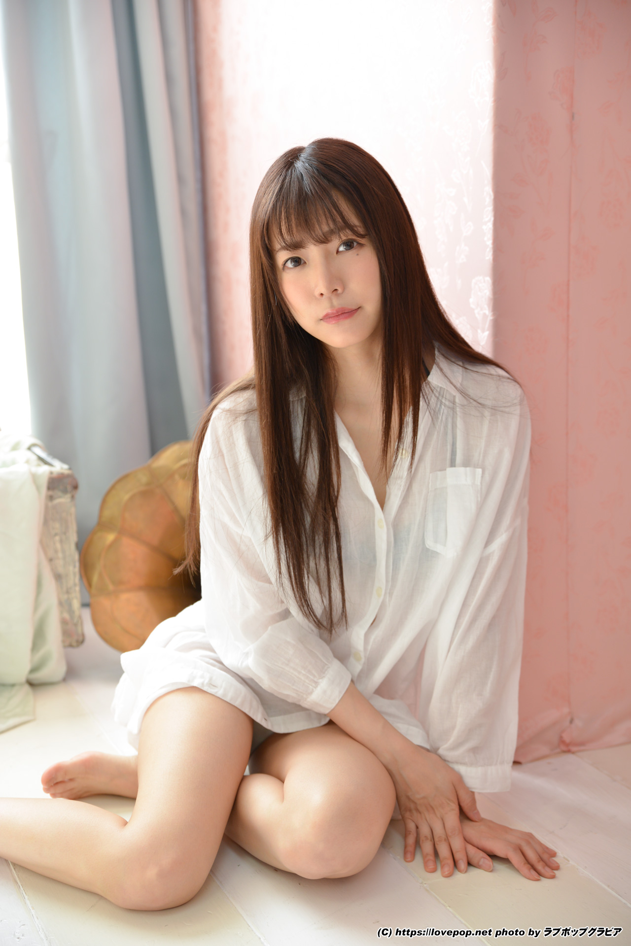 [LOVEPOP] Gravure No.51 – Tatsumi Sina 辰巳シーナ Photoset 01